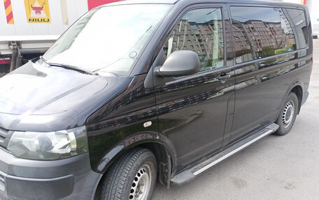 Volkswagen Caravelle T5, 2014 год, 2 200 000 рублей, 4 фотография