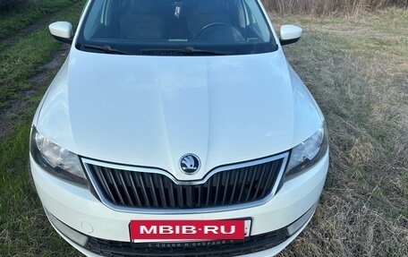 Skoda Rapid I, 2015 год, 800 000 рублей, 2 фотография