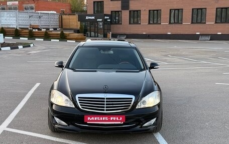 Mercedes-Benz S-Класс, 2006 год, 1 050 000 рублей, 2 фотография