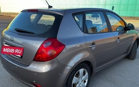 KIA cee'd I рестайлинг, 2009 год, 649 000 рублей, 4 фотография