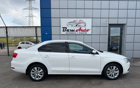 Volkswagen Jetta VI, 2013 год, 947 000 рублей, 8 фотография