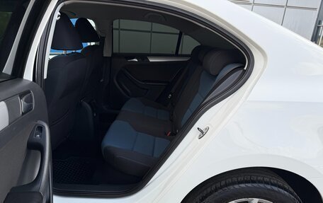Volkswagen Jetta VI, 2013 год, 947 000 рублей, 15 фотография