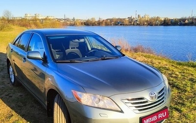 Toyota Camry, 2006 год, 900 000 рублей, 1 фотография