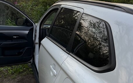 Mitsubishi Outlander III рестайлинг 3, 2013 год, 1 280 000 рублей, 6 фотография