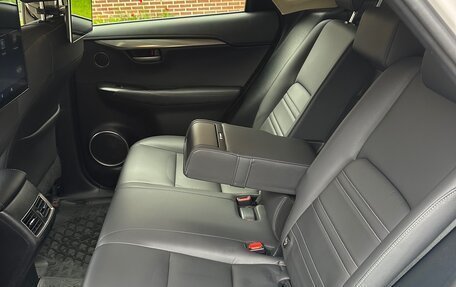 Lexus NX I, 2016 год, 2 500 000 рублей, 7 фотография