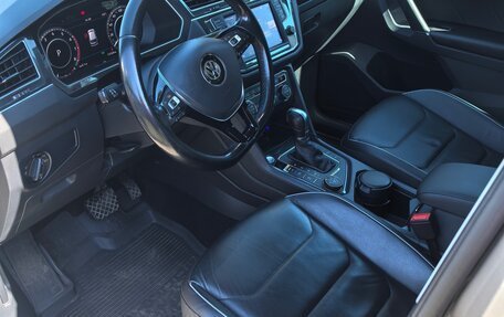 Volkswagen Tiguan II, 2017 год, 2 720 000 рублей, 7 фотография