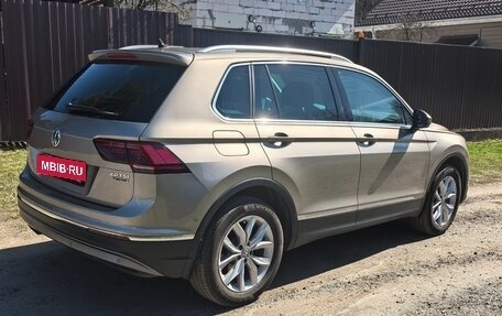 Volkswagen Tiguan II, 2017 год, 2 720 000 рублей, 6 фотография