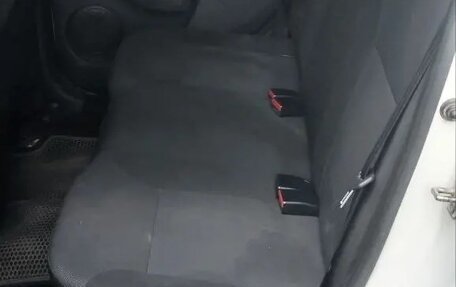 Renault Logan II, 2018 год, 730 000 рублей, 6 фотография