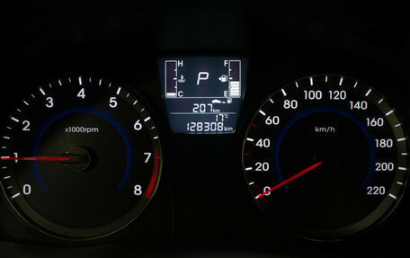 Hyundai Solaris II рестайлинг, 2015 год, 1 095 000 рублей, 12 фотография