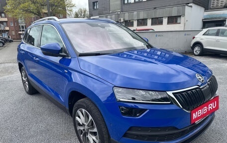 Skoda Karoq I, 2022 год, 2 368 832 рублей, 2 фотография