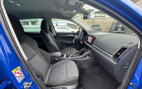 Skoda Karoq I, 2022 год, 2 368 832 рублей, 12 фотография