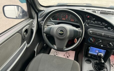 Chevrolet Niva I рестайлинг, 2011 год, 519 000 рублей, 14 фотография