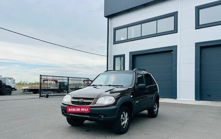 Chevrolet Niva I рестайлинг, 2011 год, 519 000 рублей, 2 фотография