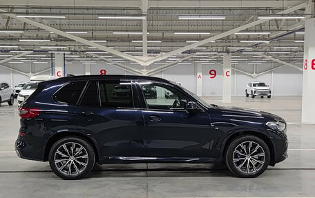 BMW X5, 2019 год, 5 750 000 рублей, 4 фотография