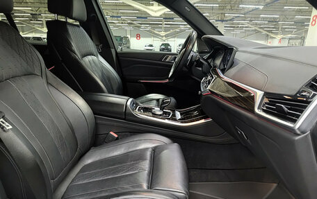 BMW X5, 2019 год, 5 750 000 рублей, 11 фотография