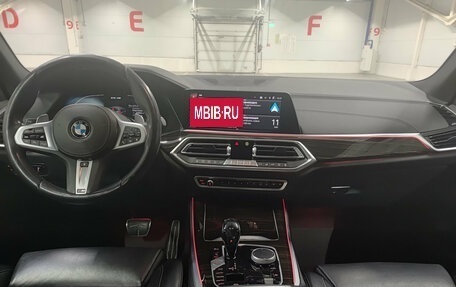 BMW X5, 2019 год, 5 750 000 рублей, 14 фотография