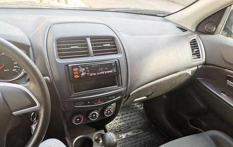 Mitsubishi ASX I рестайлинг, 2015 год, 1 399 000 рублей, 10 фотография
