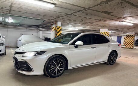 Toyota Camry, 2023 год, 3 840 000 рублей, 3 фотография