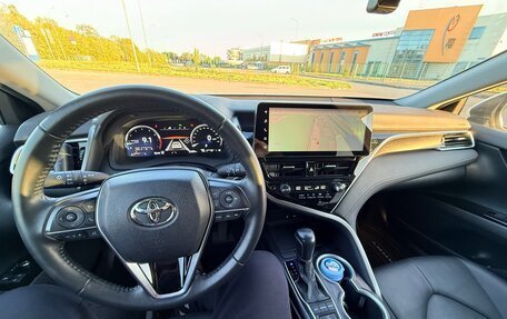 Toyota Camry, 2023 год, 3 840 000 рублей, 18 фотография