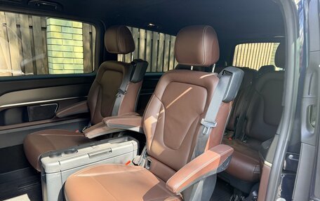 Mercedes-Benz V-Класс, 2016 год, 4 850 000 рублей, 6 фотография