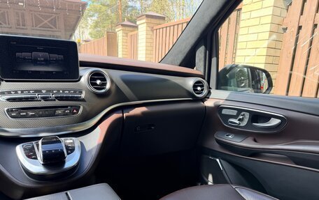 Mercedes-Benz V-Класс, 2016 год, 4 850 000 рублей, 11 фотография