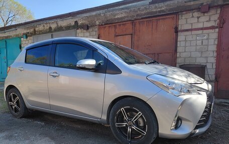 Toyota Vitz, 2017 год, 935 000 рублей, 3 фотография