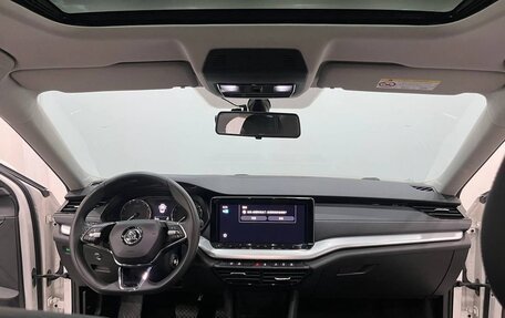 Skoda Octavia IV, 2022 год, 1 799 000 рублей, 4 фотография