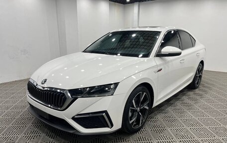 Skoda Octavia IV, 2022 год, 1 799 000 рублей, 2 фотография