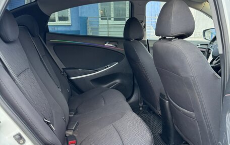 Hyundai Solaris II рестайлинг, 2012 год, 600 000 рублей, 19 фотография