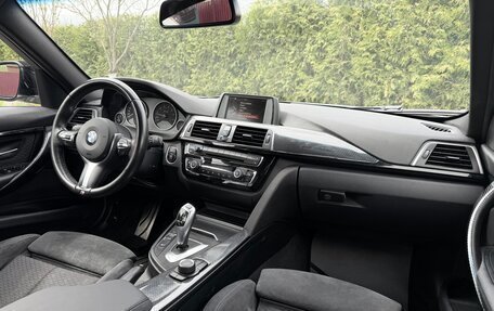 BMW 3 серия, 2016 год, 1 870 000 рублей, 15 фотография