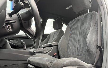 BMW 3 серия, 2016 год, 1 870 000 рублей, 18 фотография