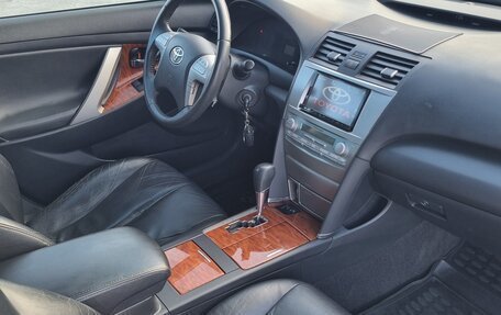 Toyota Camry, 2008 год, 1 100 000 рублей, 28 фотография