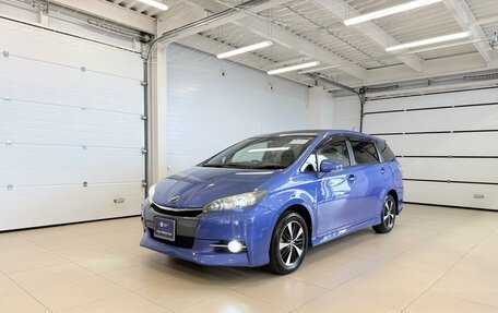 Toyota Wish II, 2013 год, 1 699 900 рублей, 2 фотография