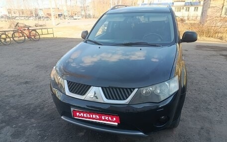 Mitsubishi Outlander III рестайлинг 3, 2007 год, 990 000 рублей, 5 фотография