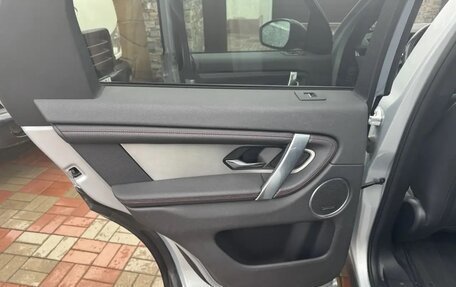 Land Rover Discovery Sport I рестайлинг, 2021 год, 4 150 000 рублей, 10 фотография