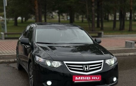 Honda Accord VIII рестайлинг, 2011 год, 1 490 000 рублей, 2 фотография