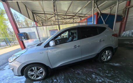 Hyundai Tucson III, 2012 год, 1 100 000 рублей, 2 фотография