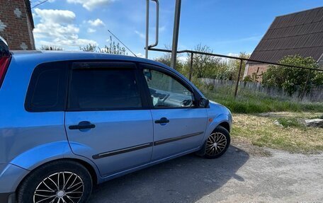 Ford Fiesta, 2003 год, 320 000 рублей, 10 фотография