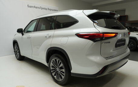 Toyota Highlander, 2026 год, 5 650 000 рублей, 4 фотография