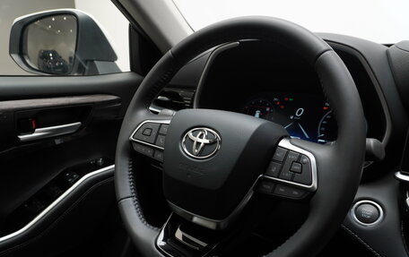 Toyota Highlander, 2026 год, 5 650 000 рублей, 23 фотография