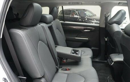 Toyota Highlander, 2026 год, 5 650 000 рублей, 20 фотография