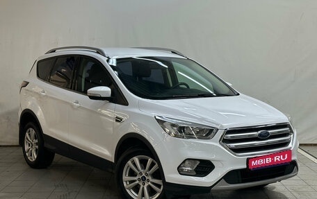 Ford Kuga III, 2018 год, 1 490 000 рублей, 2 фотография