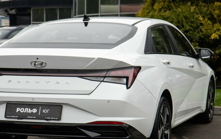 Hyundai Elantra, 2023 год, 2 339 000 рублей, 20 фотография