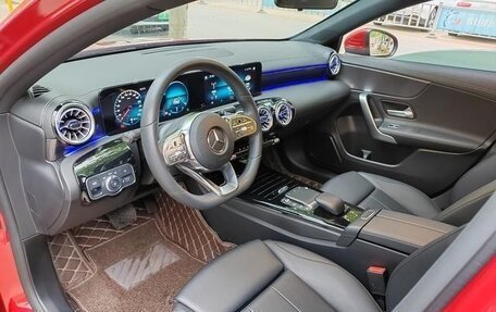 Mercedes-Benz A-Класс, 2021 год, 1 800 077 рублей, 8 фотография