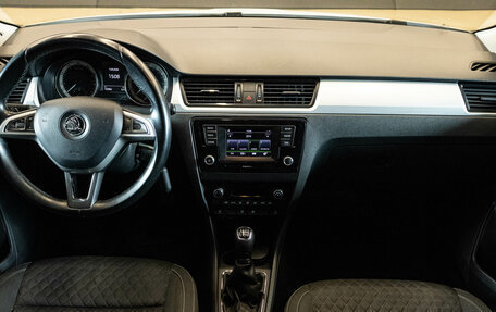 Skoda Rapid I, 2016 год, 1 359 000 рублей, 5 фотография