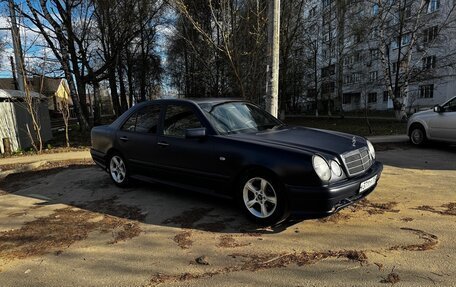 Mercedes-Benz E-Класс, 1996 год, 350 000 рублей, 11 фотография