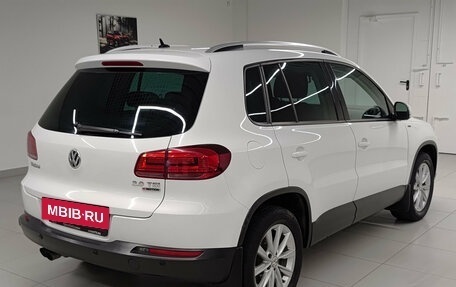 Volkswagen Tiguan I, 2016 год, 1 937 000 рублей, 6 фотография