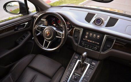 Porsche Macan I рестайлинг, 2016 год, 3 349 000 рублей, 10 фотография