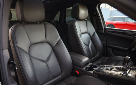 Porsche Macan I рестайлинг, 2016 год, 3 349 000 рублей, 26 фотография