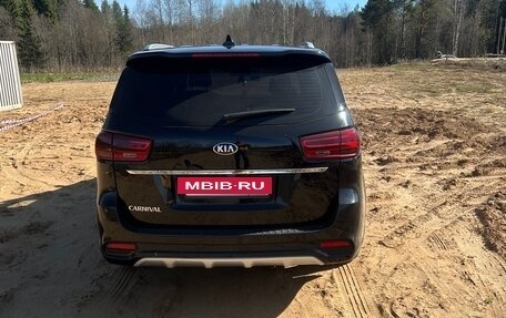 KIA Carnival III, 2020 год, 2 950 000 рублей, 4 фотография